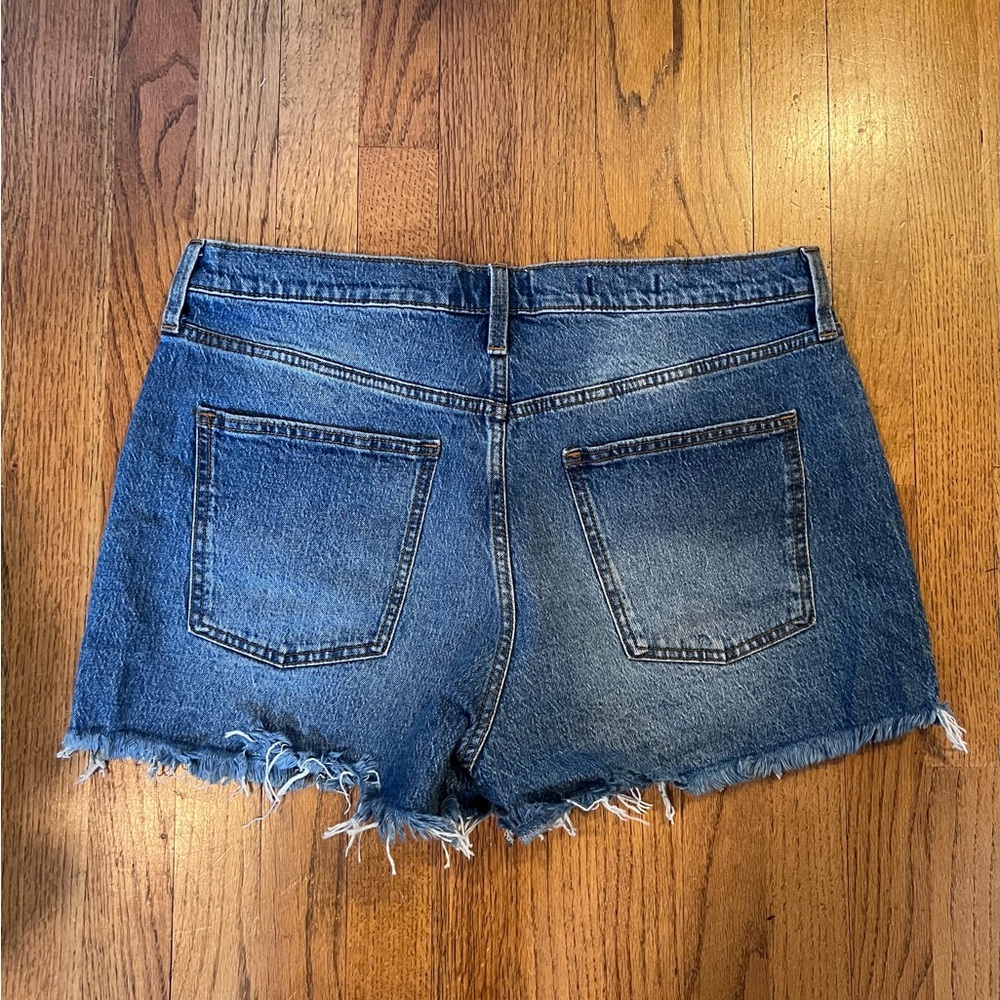 Universal Thread Highest Rise Shortie Short 14 - Picture 4 of 4